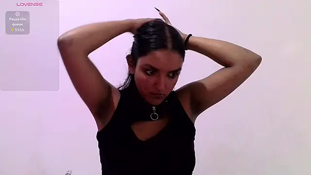 Snapshot of Ari_20_ chatting on June 25, 2026, 2:31 am Ari 20 online show from June 25, 2026, 2:31 am