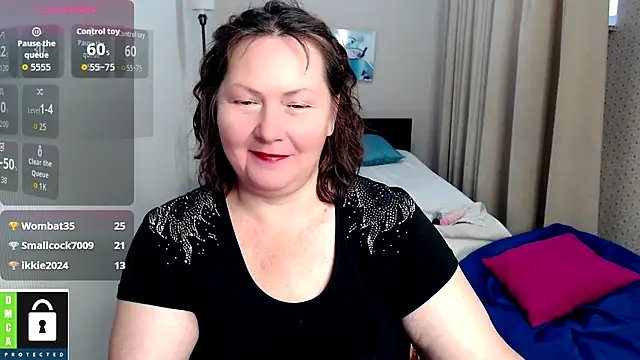 milf hornys online show from October 14, 2025, 4:35 am