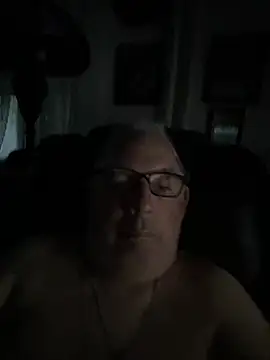 CharlieWeaver22 online show from June 27, 2026, 9:37 am
