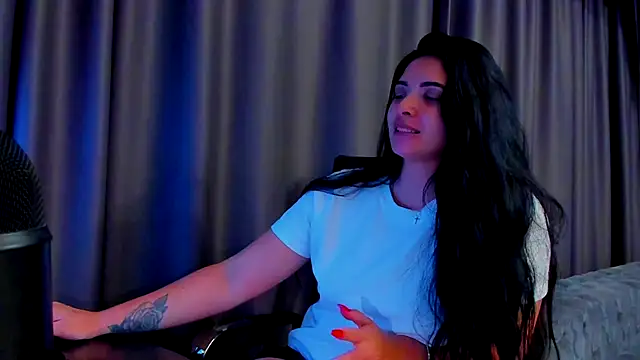 Snapshot of DevashaQueenX chatting on November 22, 2025, 9:24 pm DevashaQueenX online show from November 22, 2025, 9:24 pm