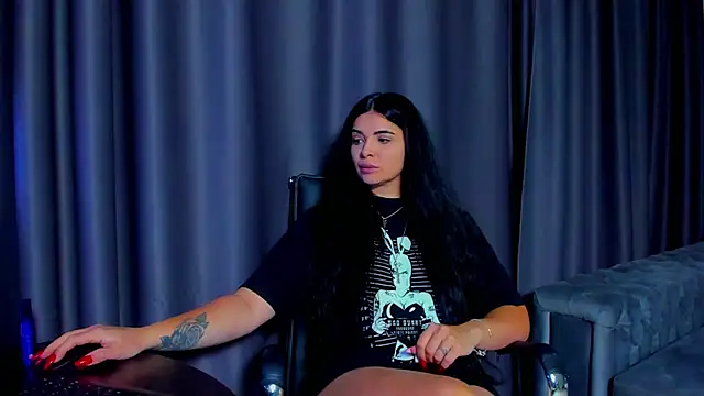 Snapshot of DevashaQueenX chatting on November 28, 2025, 11:27 pm DevashaQueenX online show from November 28, 2025, 11:27 pm