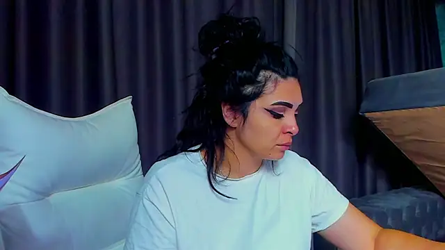 Snapshot of DevashaQueenX chatting on October 28, 2025, 7:29 am DevashaQueenX online show from October 28, 2025, 7:29 am