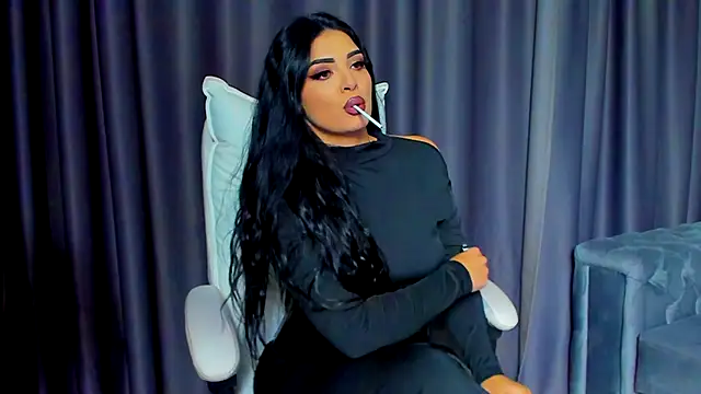 Snapshot of DevashaQueenX chatting on November 20, 2025, 8:59 am DevashaQueenX online show from November 20, 2025, 8:59 am