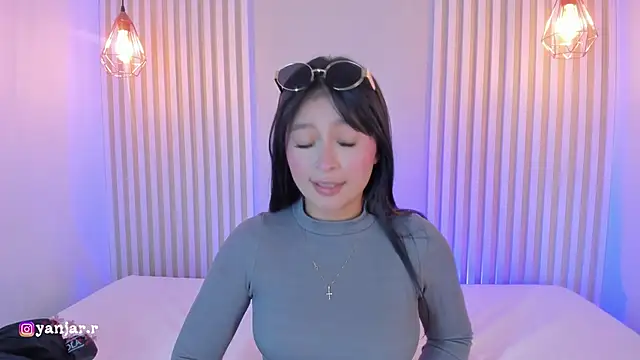 babe katty online show from November 12, 2025, 11:36 am