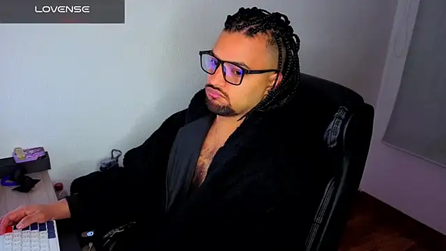 Ernesto-Rodriguez82 online show from March 21, 2026, 5:08 am