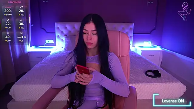 Snapshot of FataleNellie chatting on November 30, 2025, 8:53 pm FataleNellie online show from November 30, 2025, 8:53 pm