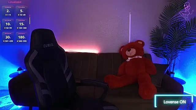 FataleNellie online show from December 19, 2025, 10:23 pm