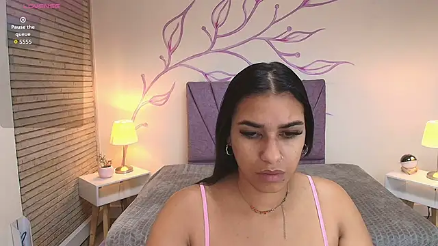 Lia Blake  online show from October 23, 2025, 12:15 pm