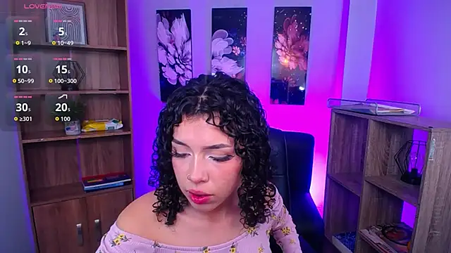 roseefancy online show from September 12, 2025, 11:32 am