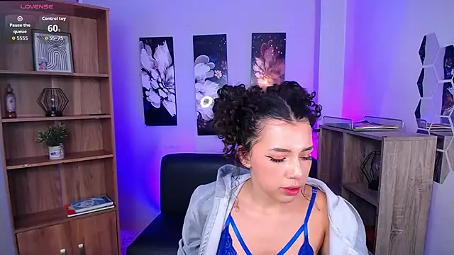 roseefancy online show from October 1, 2025, 11:36 am