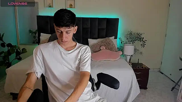 Jhon snow22 online show from November 24, 2025, 12:27 pm