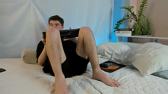 Snapshot of SherlockMax chatting on February 21, 2026, 10:23 pm SherlockMax online show from February 21, 2026, 10:23 pm