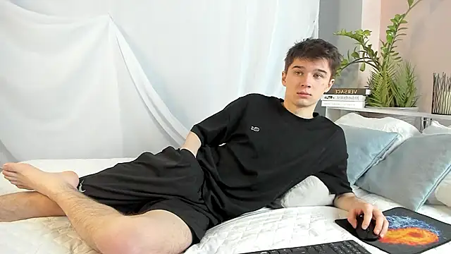 Snapshot of SherlockMax chatting on February 21, 2026, 1:29 am SherlockMax online show from February 21, 2026, 1:29 am