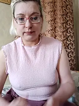 VikaKing online show from March 9, 2026, 7:56 am