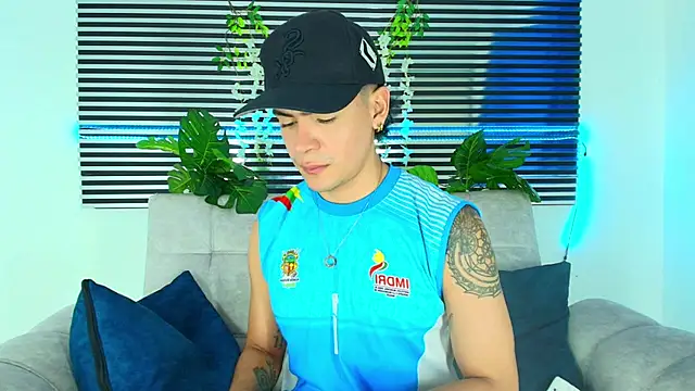 Snapshot of CamiiGuzmanX chatting on February 10, 2026, 7:57 pm CamiiGuzmanX online show from February 10, 2026, 7:57 pm