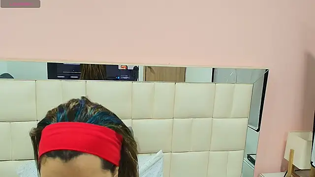 gisell gomez online show from November 8, 2025, 12:20 pm