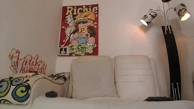 Thomasjons  online show from February 26, 2026, 7:14 pm