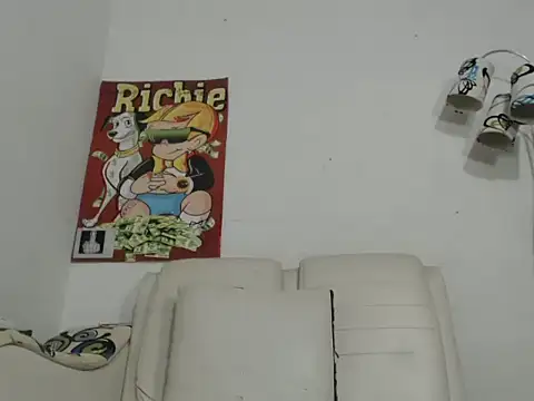 Thomasjons  online show from November 8, 2025, 3:10 am