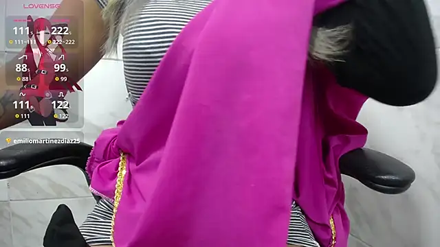 Snapshot of kairadayamai chatting on November 7, 2025, 11:59 am kairadayamai online show from November 7, 2025, 11:59 am