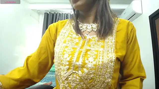 Snapshot of kairadayamai chatting on April 13, 2026, 12:31 pm kairadayamai online show from April 13, 2026, 12:31 pm