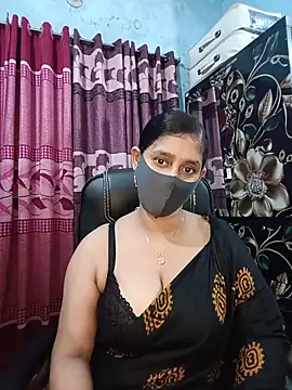 Snapshot of Cute_Faria chatting on June 1, 2026, 3:00 pm Cute Faria online show from June 1, 2026, 3:00 pm