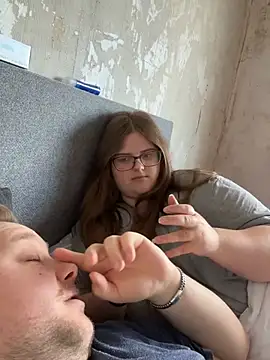 CurvyPaar2 online show from March 15, 2026, 3:30 pm