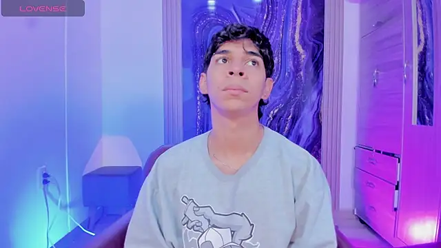 The best twink online show from December 2, 2025, 11:12 am