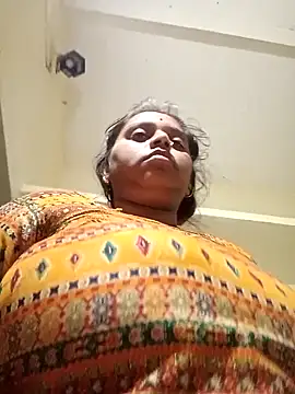 Hot crety online show from November 5, 2025, 12:14 am