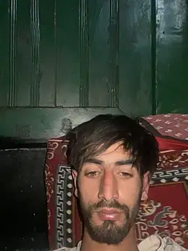 lyath3245 online show from March 7, 2026, 2:29 am