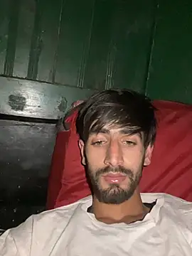 lyath3245 online show from April 21, 2026, 10:16 pm