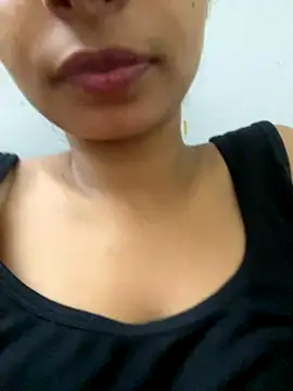 jesmin 00 online show from September 26, 2025, 2:24 pm