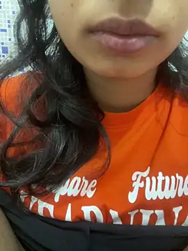jesmin 00 online show from October 1, 2025, 1:22 am