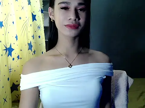 Snapshot of urseductivebarbie_xx chatting on November 6, 2025, 5:33 am urseductivebarbie xx online show from November 6, 2025, 5:33 am