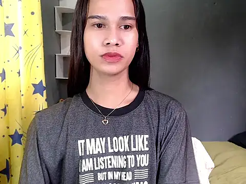 urseductivebarbie xx online show from November 23, 2025, 6:12 am