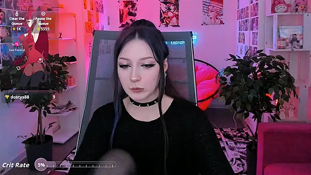 LiliLuna online show from October 12, 2025, 4:08 pm