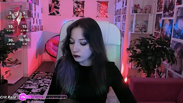 LiliLuna online show from October 28, 2025, 3:22 pm