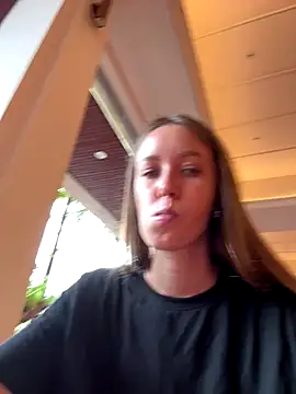 ElliRose online show from October 9, 2025, 12:55 am