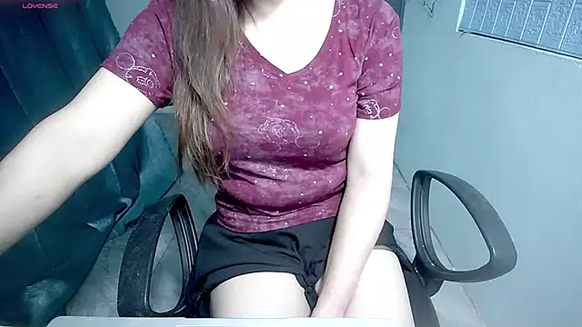 Snapshot of _Sara_768 chatting on November 2, 2025, 9:09 pm Sara 768 online show from November 2, 2025, 9:09 pm