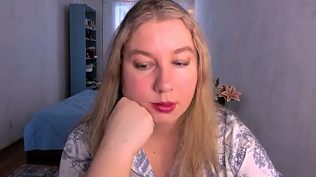 Snapshot of NancySanders chatting on February 17, 2026, 6:33 am NancySanders online show from February 17, 2026, 6:33 am