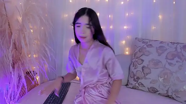 Snapshot of arianna_cox__ chatting on November 6, 2025, 8:35 pm arianna cox online show from November 6, 2025, 8:35 pm