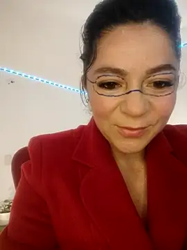 clavelitored online show from September 19, 2025, 1:15 pm
