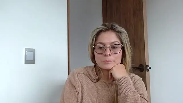 linda-mature43 online show from October 21, 2025, 5:56 pm