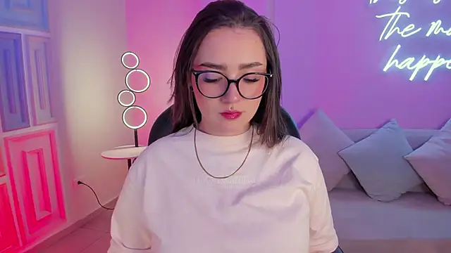 SarahRhodes  online show from November 27, 2025, 12:05 pm