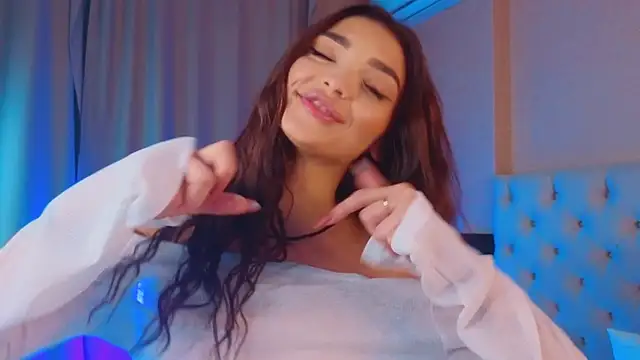 MarciaMarshall online show from November 16, 2025, 8:35 pm