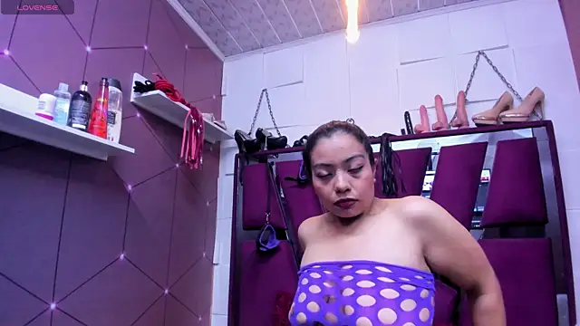 Asshley sky online show from October 16, 2025, 4:21 am