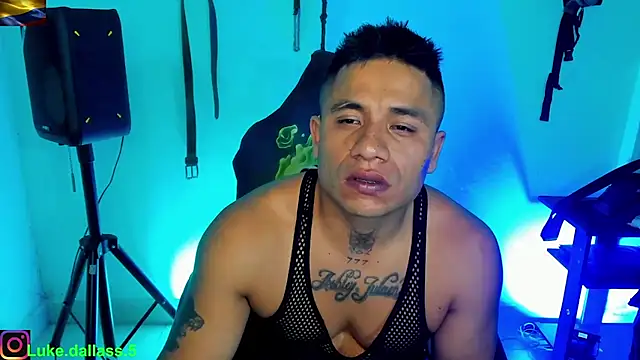 zeus 7777 online show from December 16, 2025, 8:35 pm