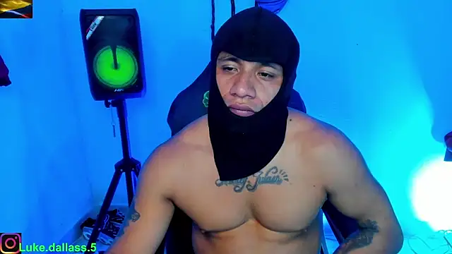 zeus 7777 online show from December 3, 2025, 1:06 am