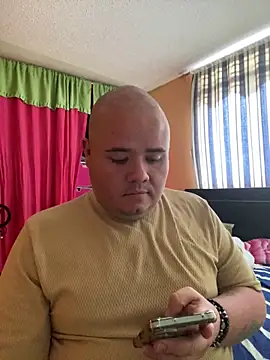 Chimbo-1996 online show from April 10, 2026, 7:10 pm