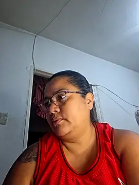 NARNYALABELLA online show from November 17, 2025, 11:42 pm