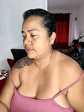 NARNYALABELLA online show from April 6, 2026, 11:33 am